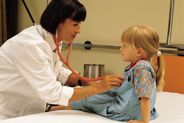 bambina in ospedale