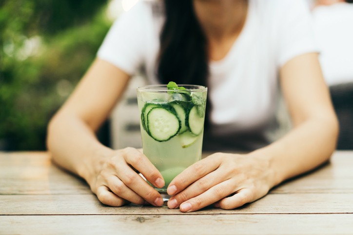 Acqua al cetriolo, come farla e a cosa serve