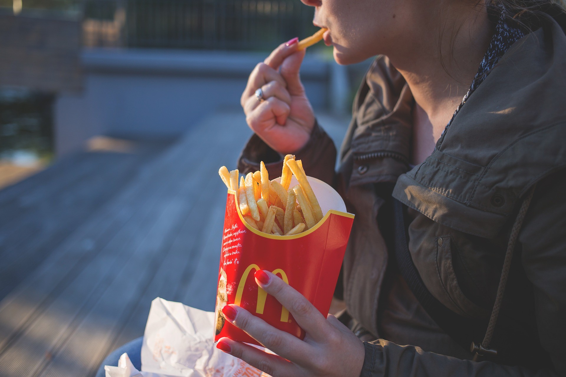 abitudini alimentari che fanno male