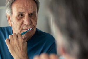 passaggio da fare mentre ti lavi i denti per prevenire ictus